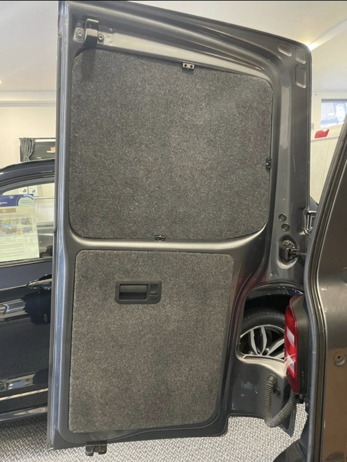 Online Van Car and Bus